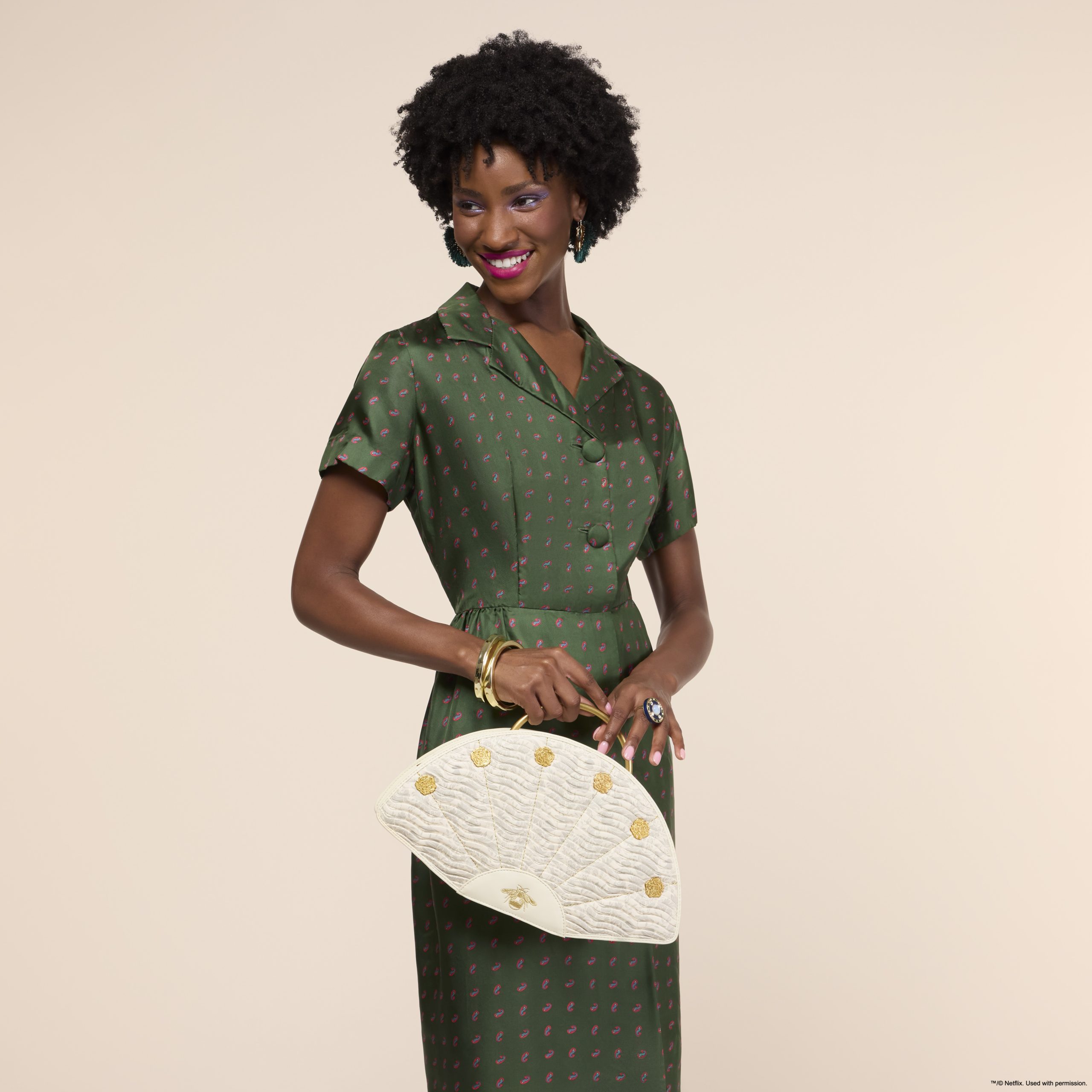 Bridgerton Figural Fan Handbag - Image 3